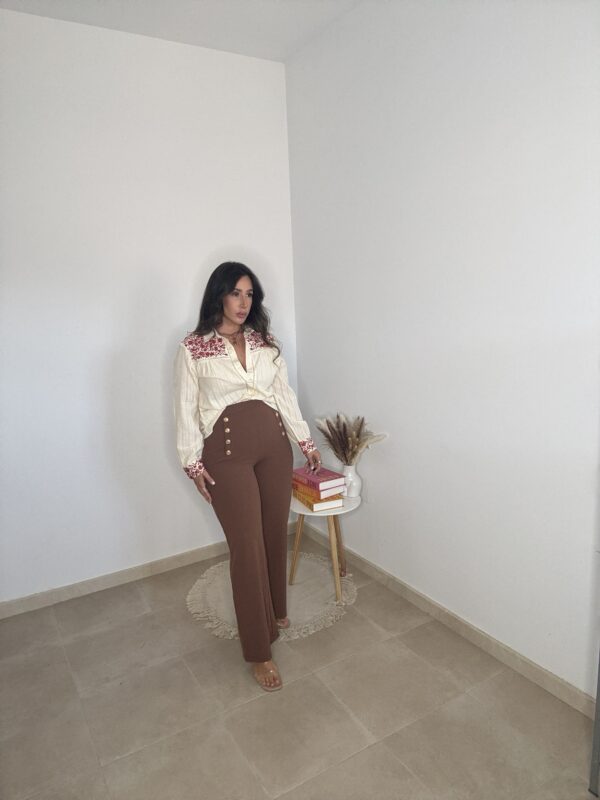 PANTALÓN BOTONES