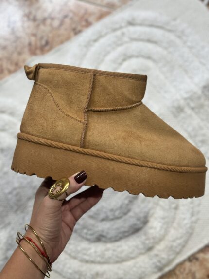 BOTINES UGC
