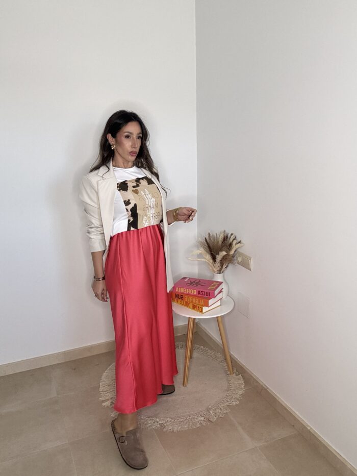 FALDA SATINADA PLUS - Imagen 5