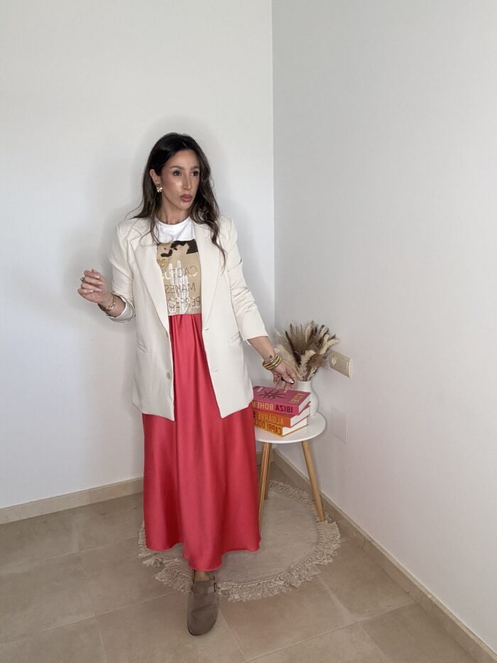 FALDA SATINADA PLUS - Imagen 4