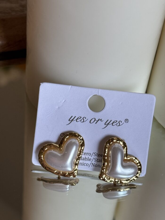 PENDIENTES CORAZONADA