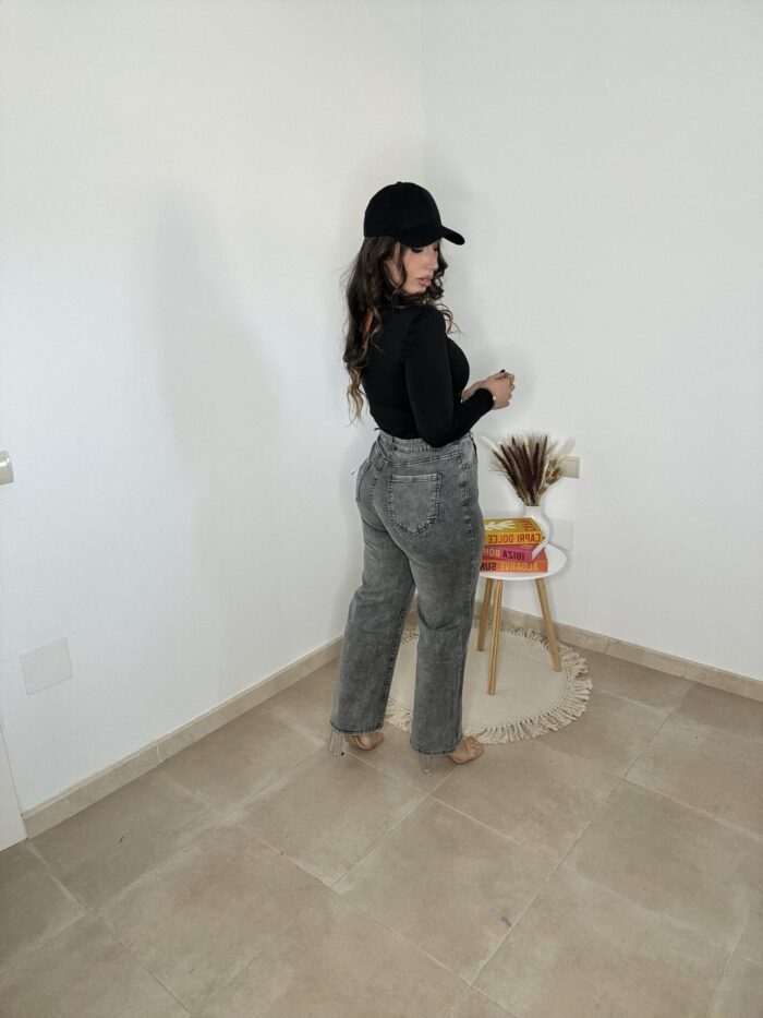 VAQUERO MONA - Imagen 2