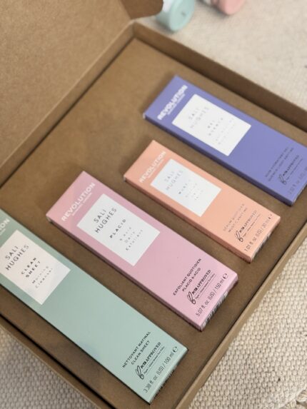 SET SKINCARE REVOLUTION